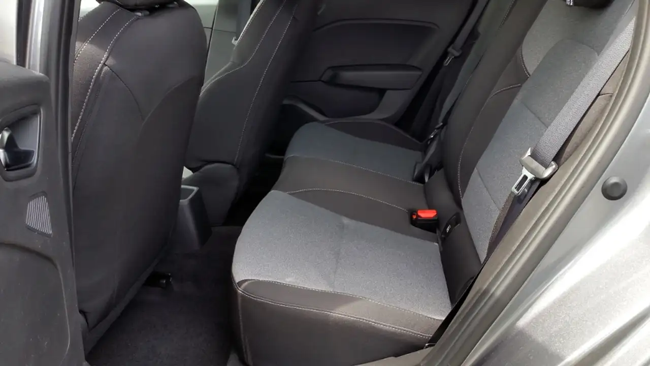 Mitsubishi Colt PLUS 1.0 T Sitz+Lenkrdhzg/Kamera uvm. — Vehicle gallery 13