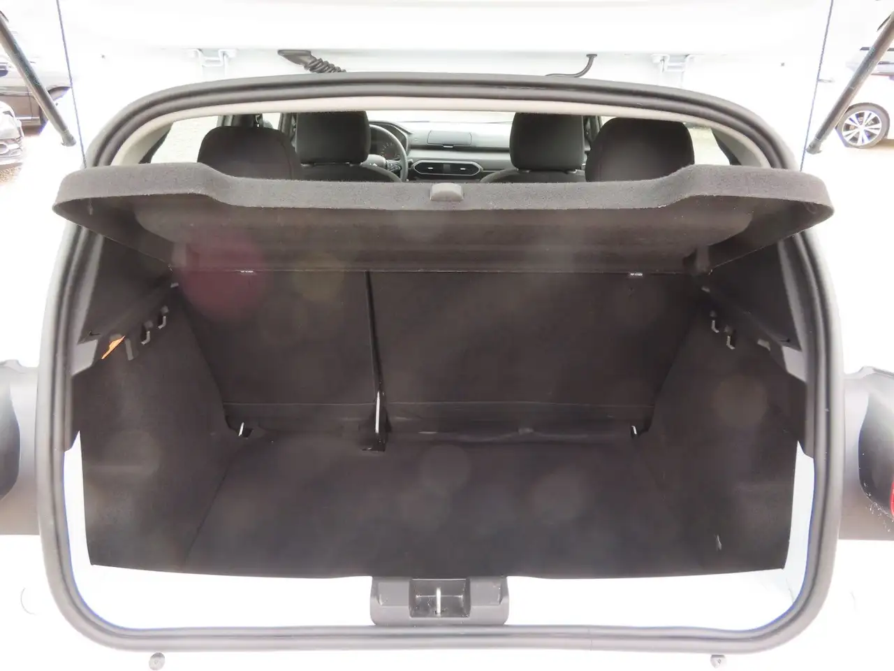 Dacia Sandero . Klima — Galerie du véhicule 7