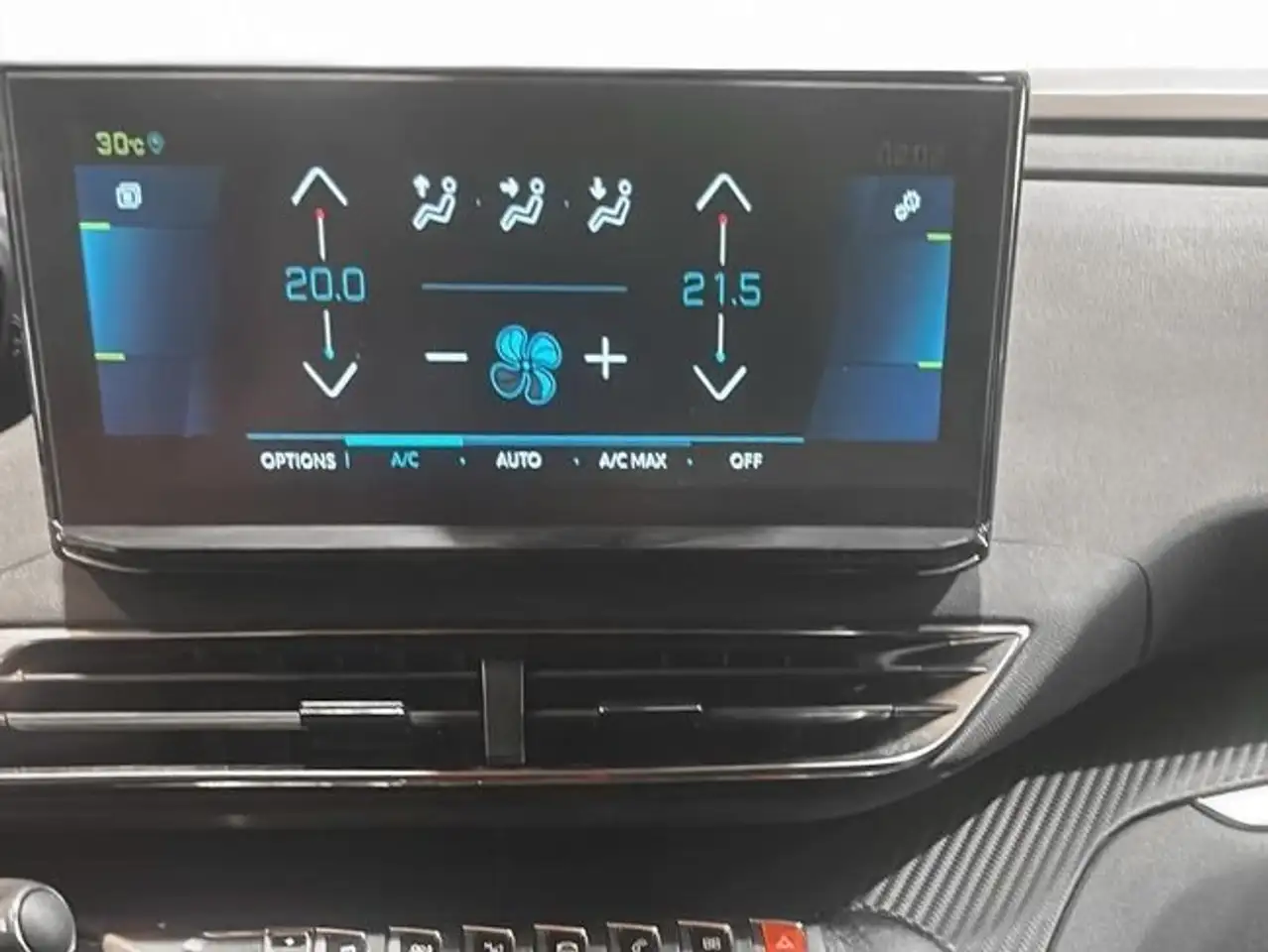 Peugeot 3008 1.6 PHEV 180CV Allure Pack eDCS7 — معرض صور السيارة 8