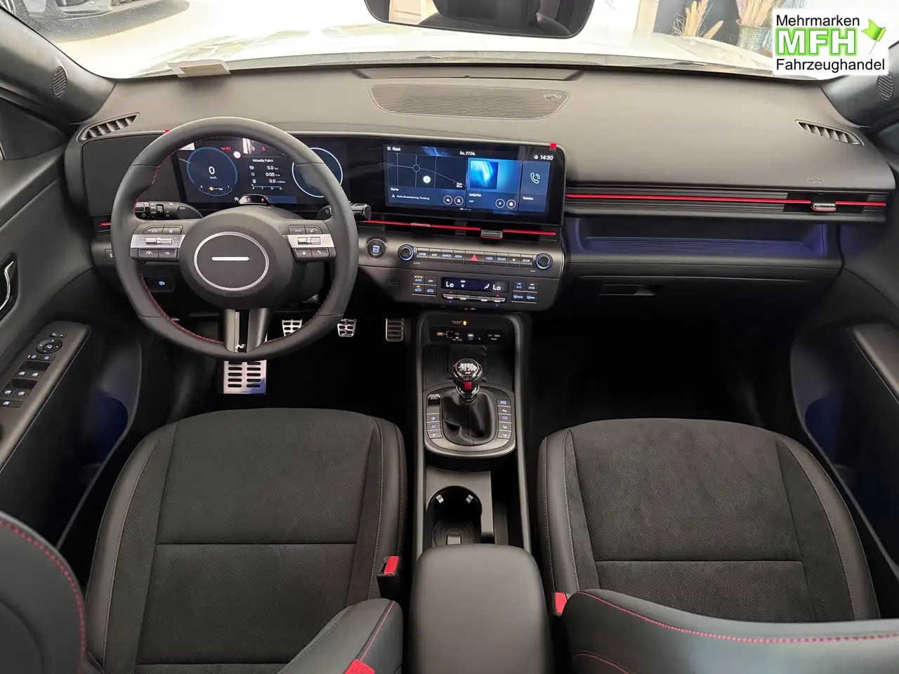 Hyundai KONA N Line 1.0 T-GDI 2WD 88 kW (120 PS) Lenkradheiz... — معرض صور السيارة 10