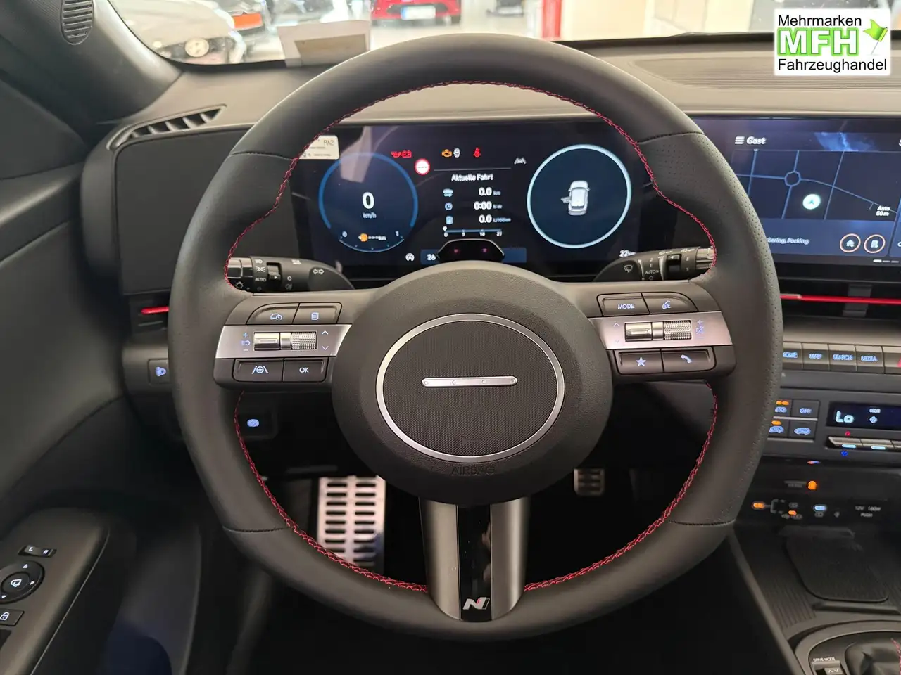 Hyundai KONA N Line 1.0 T-GDI 2WD 88 kW (120 PS) Lenkradheiz... — معرض صور السيارة 14