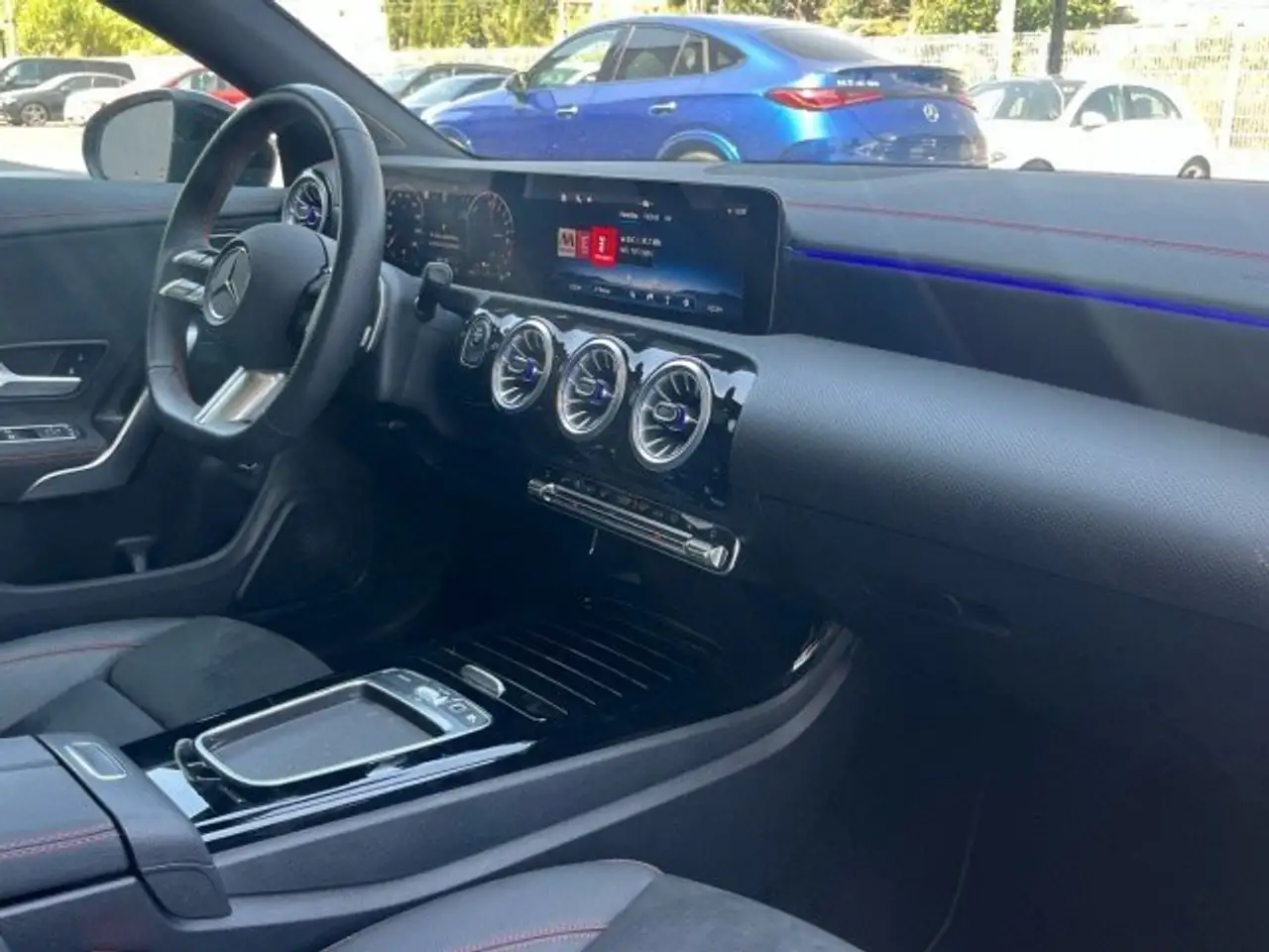 Mercedes-Benz CLA 250 Shooting Brake 250e 8G-DCT — Galería del vehículo 10