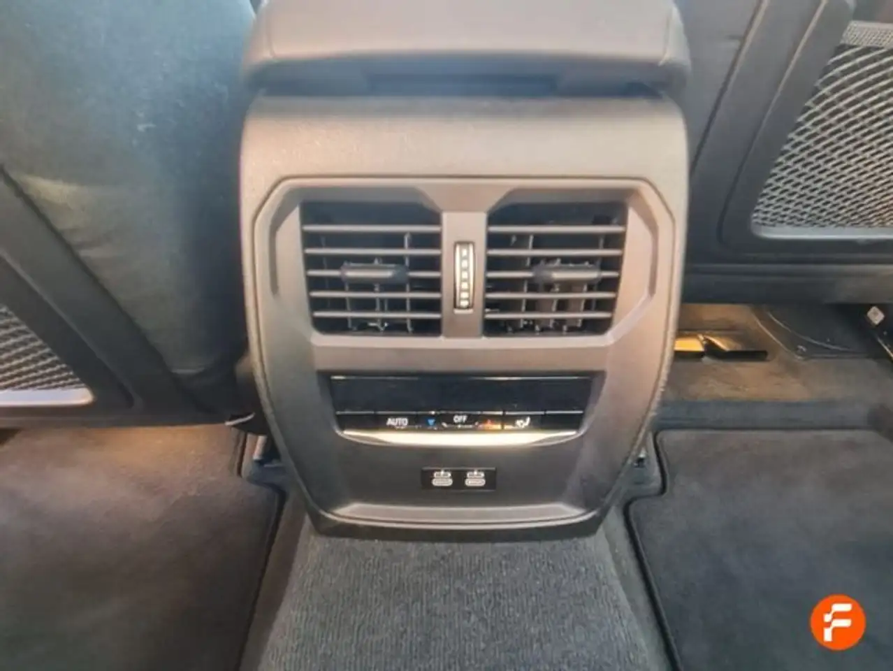 BMW 320 320e — Vehicle gallery 22