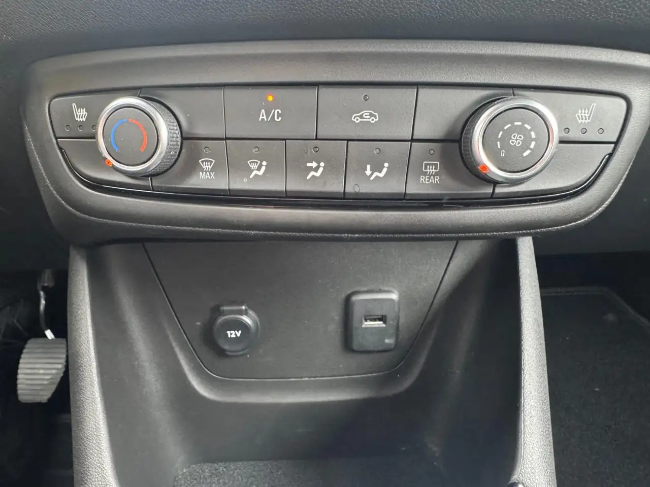 Opel Crossland 1.2 Enjoy Inspektionspaket BigDeal! — Vehicle gallery 15