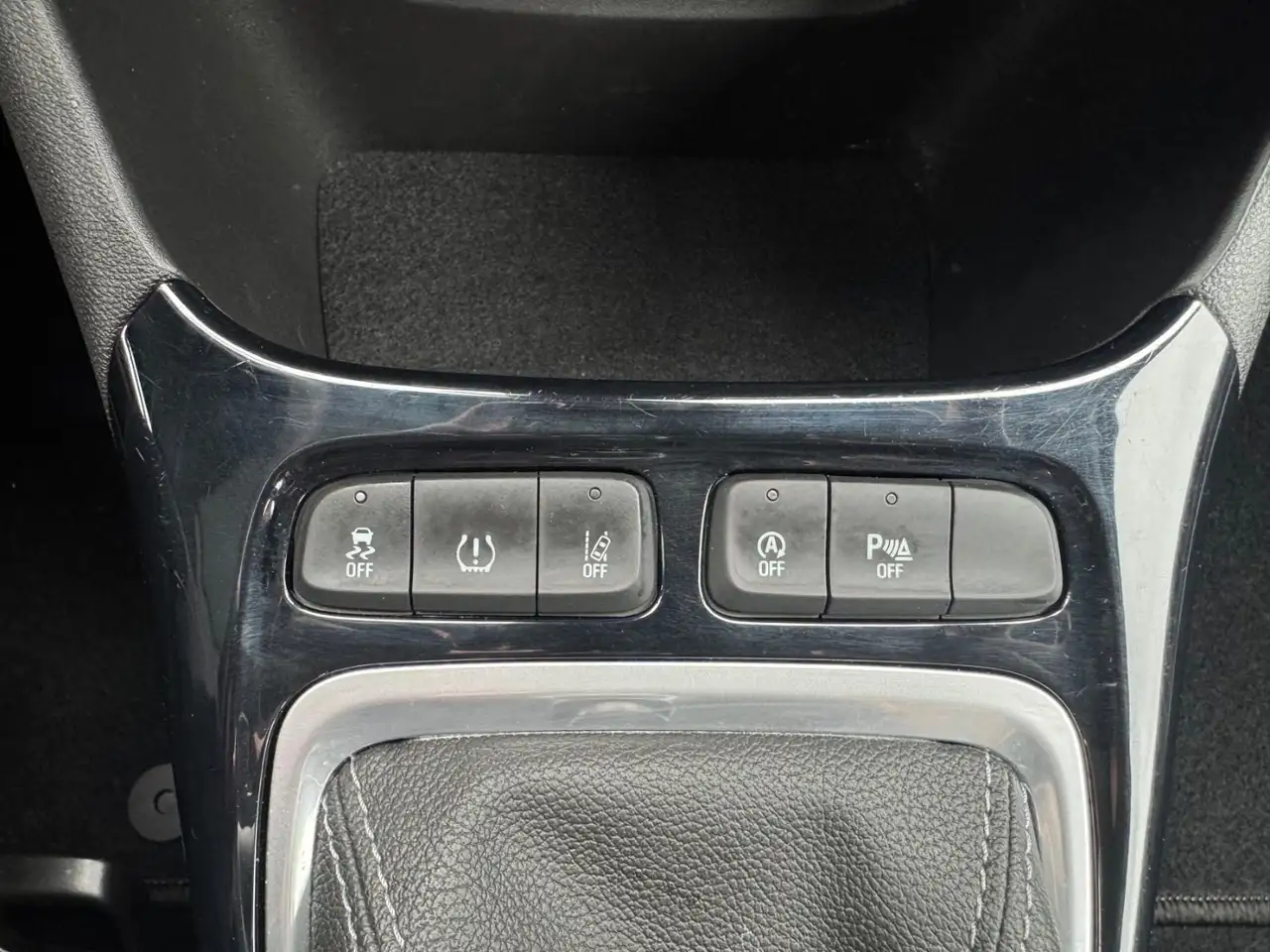 Opel Crossland 1.2 Enjoy Inspektionspaket BigDeal! — Vehicle gallery 16