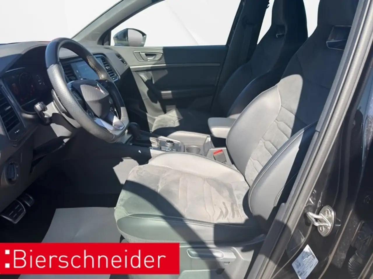 CUPRA Ateca 1.5 TSI DSG eHeck FaPa LED Navi Kamera WP — Vehicle gallery 9