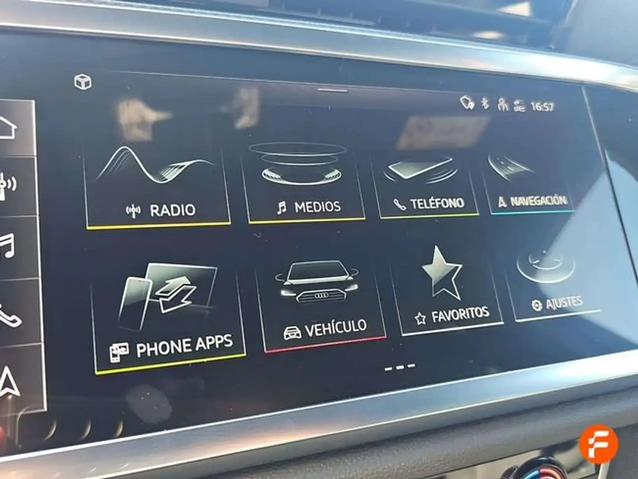 Audi Q3 35 TFSI S line S tronic — معرض صور السيارة 19