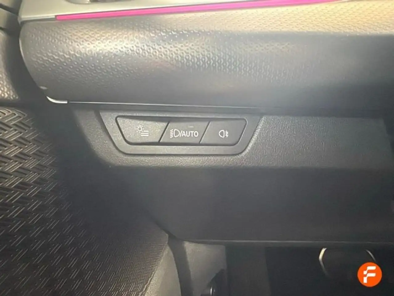 BMW X2 sDrive 18dA — معرض صور السيارة 17