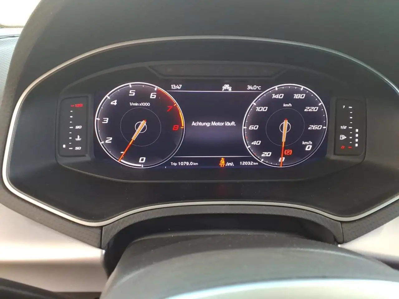 SEAT Ibiza FR 1,0 TSI — معرض صور السيارة 2