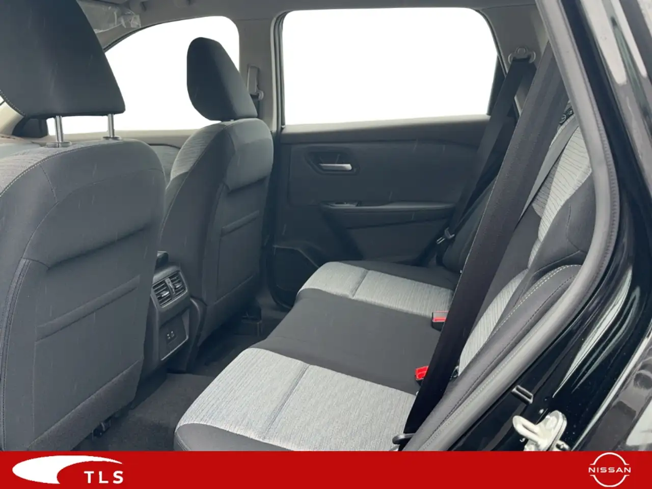 Nissan X-Trail Acenta 1.5 VC-T e-Power EU6d Navi 360 Kamera LED A — Galería del vehículo 15