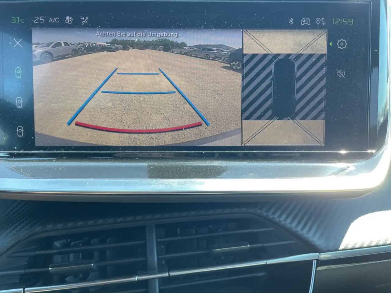 Peugeot 2008 GT PT 130 EAT8 Kamera LED ACC CarPlay — معرض صور السيارة 17