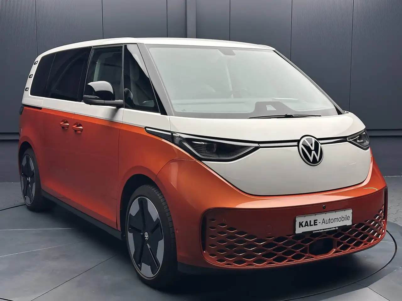 Volkswagen ID. Buzz Pro *21Zoll*Design-Paket*EasyOpen*AHK*KAMERA*Massage* — معرض صور السيارة 7