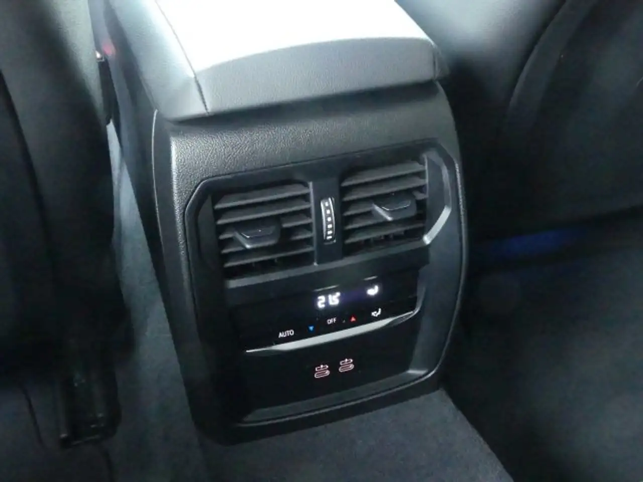 BMW 320 i Tour M Sportp. AHK°ACC°-HIFI°AdLED°elSitze — Vehicle gallery 13