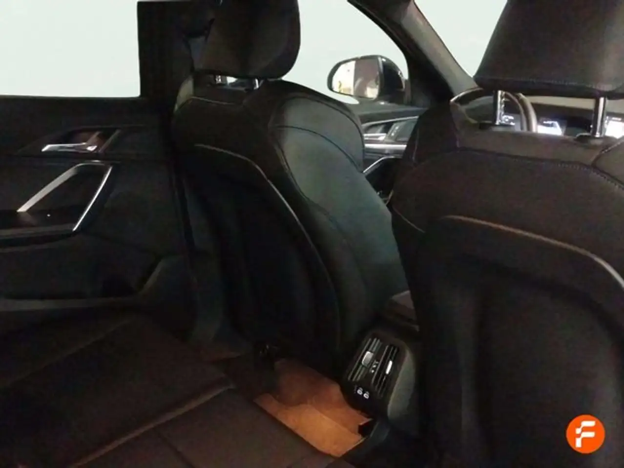 BMW X2 sDrive 18dA — Galerie du véhicule 14