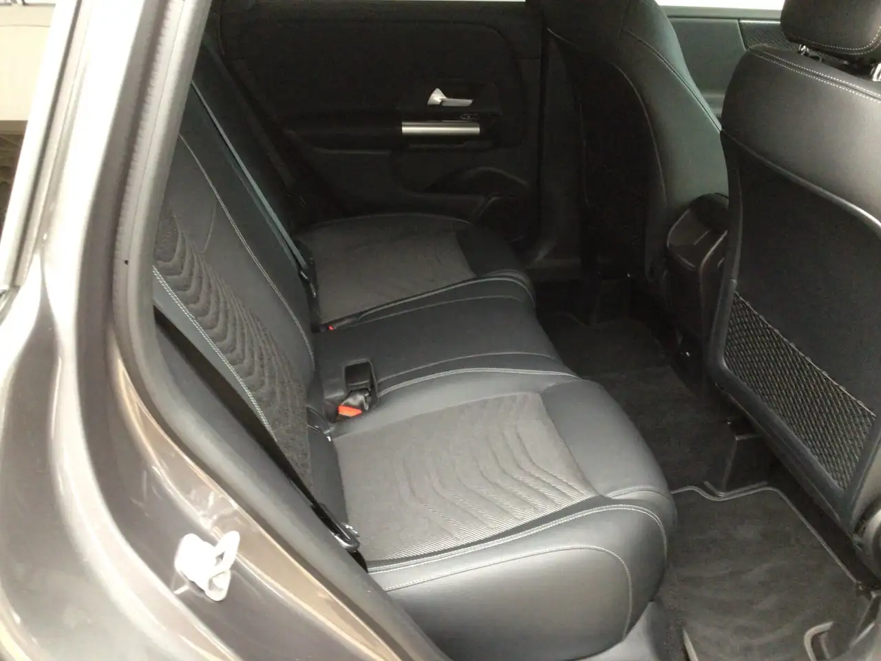 Mercedes-Benz B 250 B 250 4M Progressive/Night/VKZ/MBUX/LED/Kamera — Galería del vehículo 12
