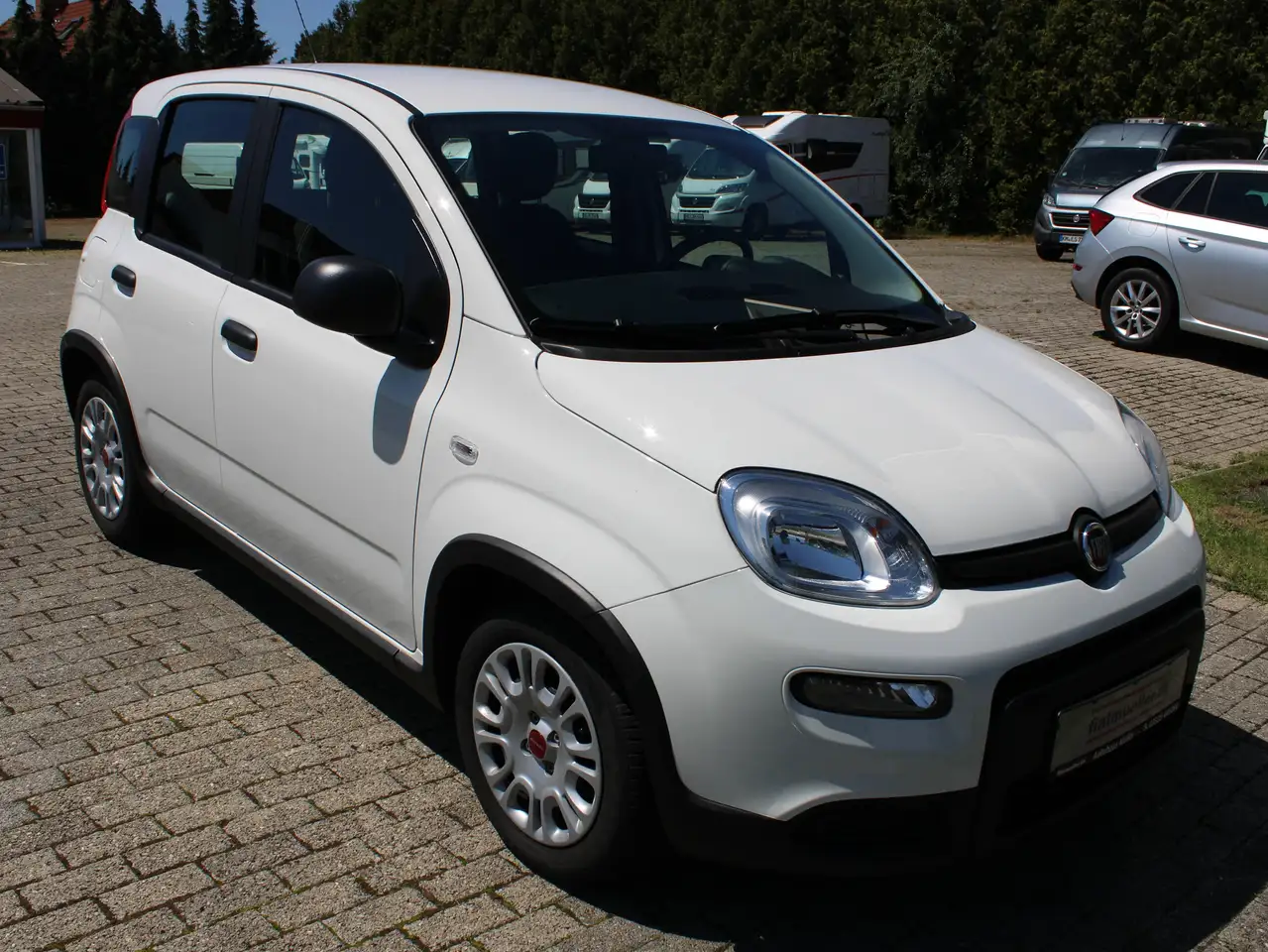 Fiat Panda CityCross, Klima, Bluetooth, FH, ZV m. Funk, Allwetterreifen — Vehicle gallery 4