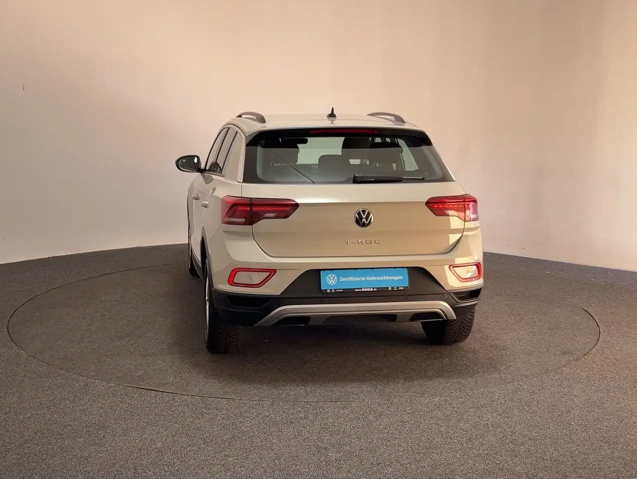 Volkswagen T-Roc 1.0 TSI Life LED Klimaaut. PDC Virt — Galerie du véhicule 7