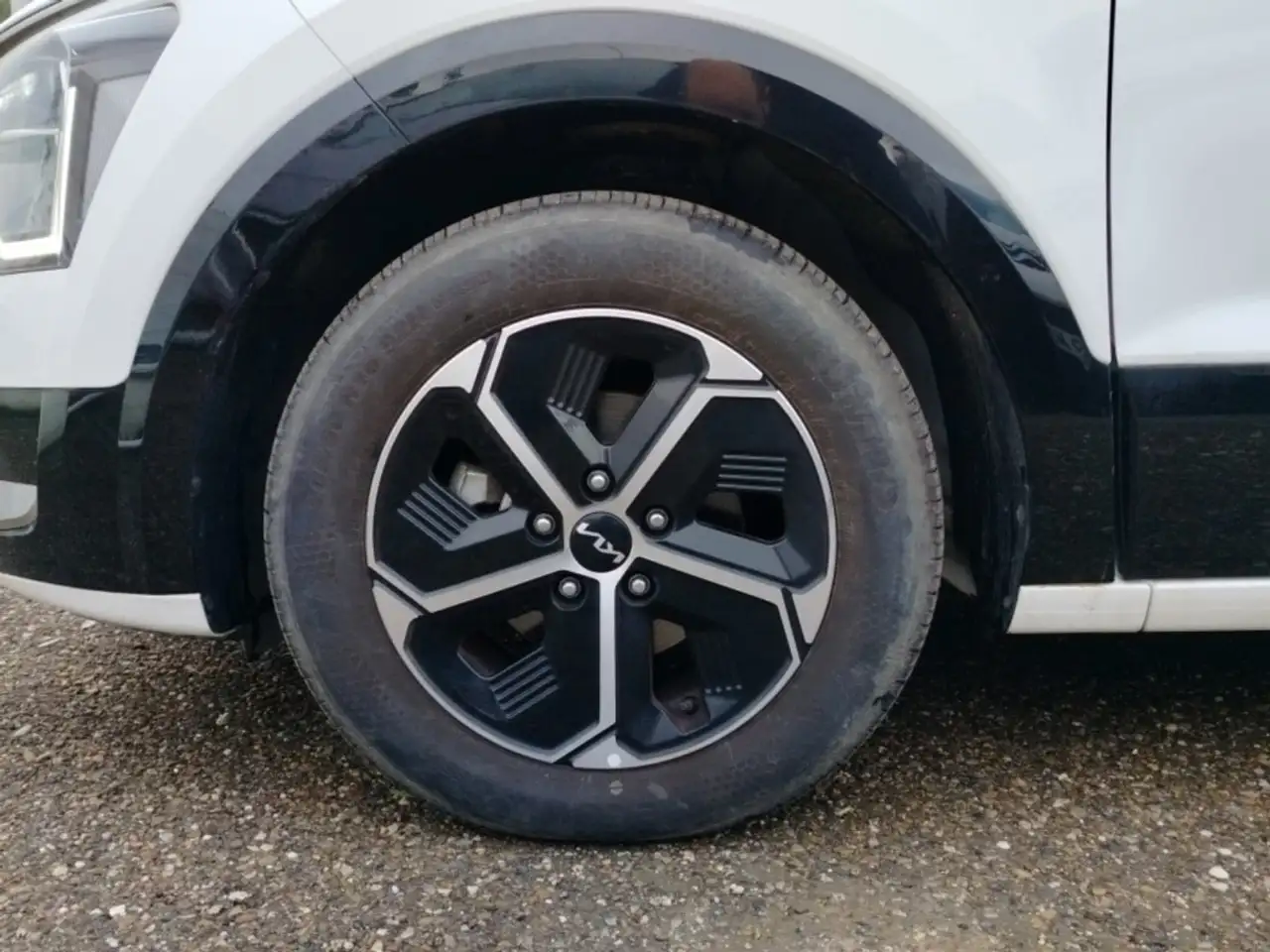 Kia Niro 1.6 HEV Drive 129 — معرض صور السيارة 13