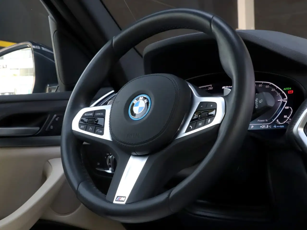 BMW X3 xDrive 30e M Sport — Galería del vehículo 30