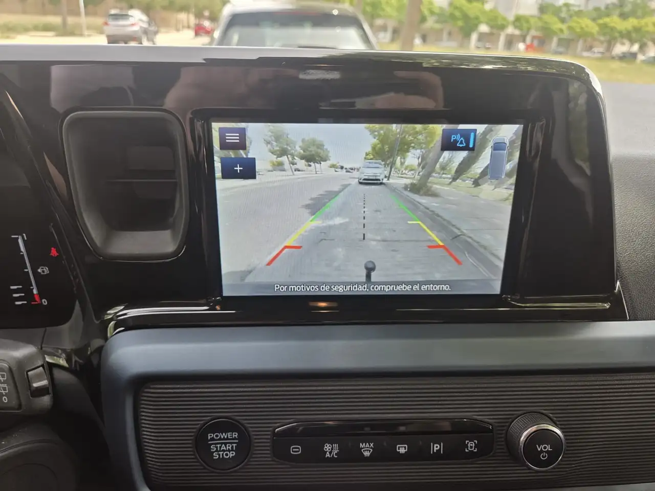 Ford Tourneo Courier 1.0 Ecoboost Active Aut. — معرض صور السيارة 8