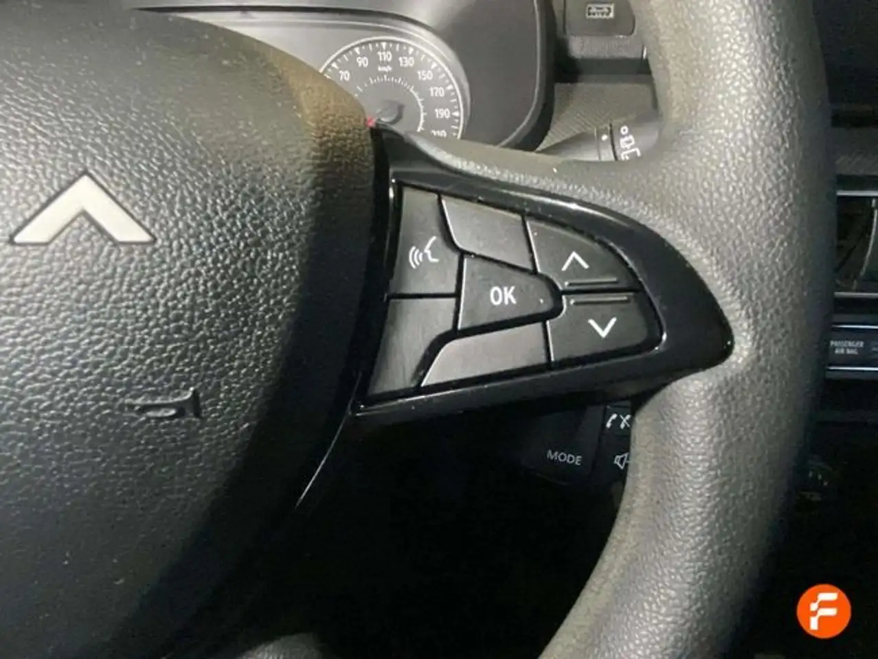Dacia Sandero TCe Essential 67kW — Galería del vehículo 29