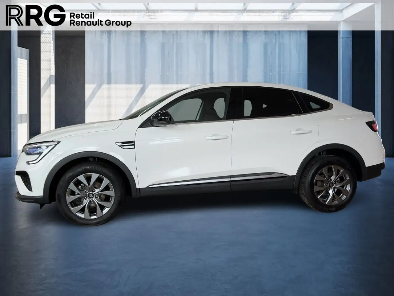 Renault Arkana TECHNO Mild Hybrid 140 EDC Apple CarPlay BT — Vehicle gallery 2