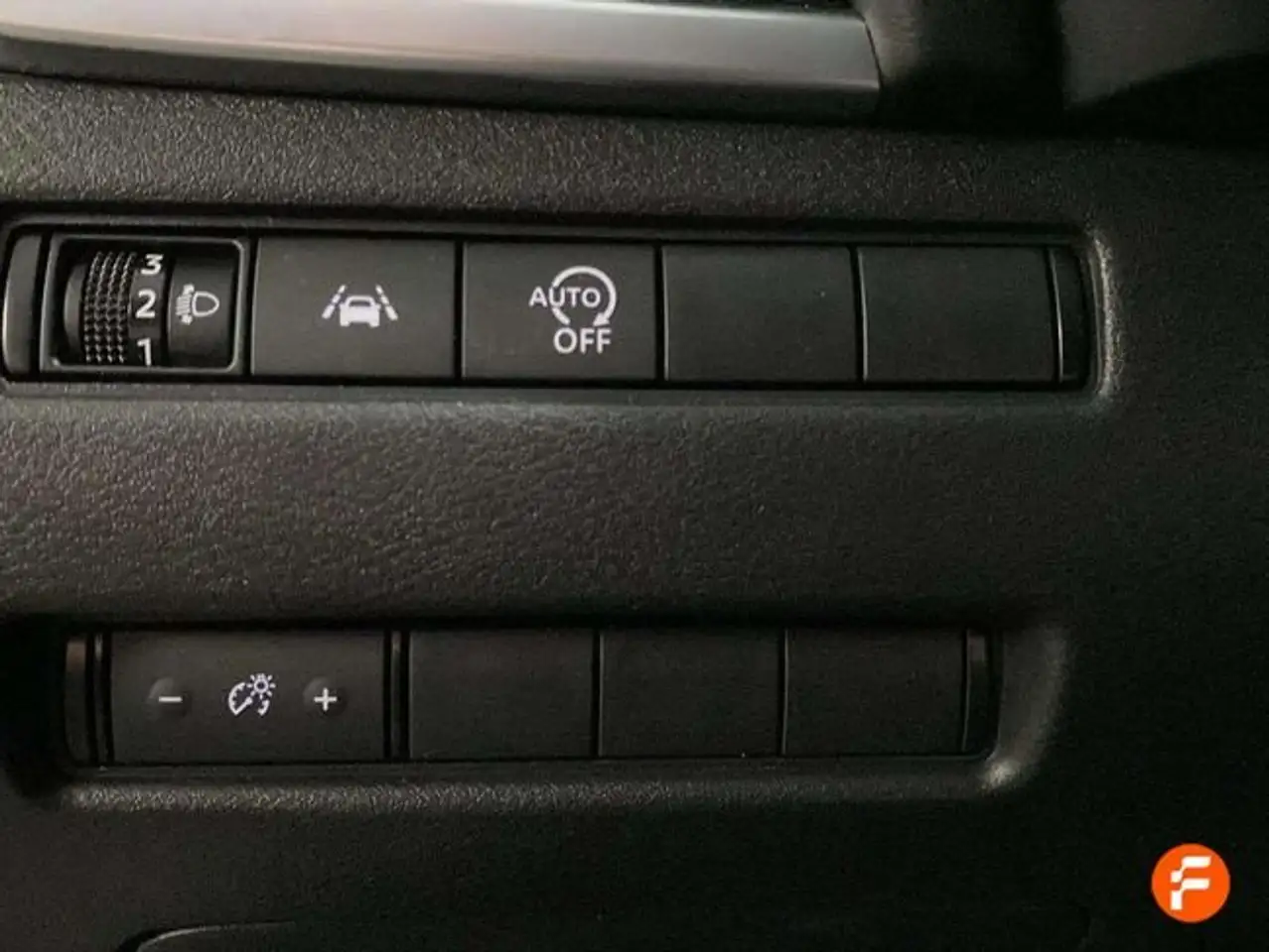 Nissan Qashqai DIG-T 103kW (140CV) mHEV 4x2 Acenta — معرض صور السيارة 17