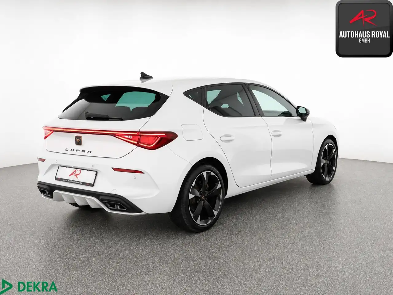 CUPRA Leon 1.5 eTSI MEMORY,VOLLLEDER,ACC,KESSY,CARPLAY — Vehicle gallery 5