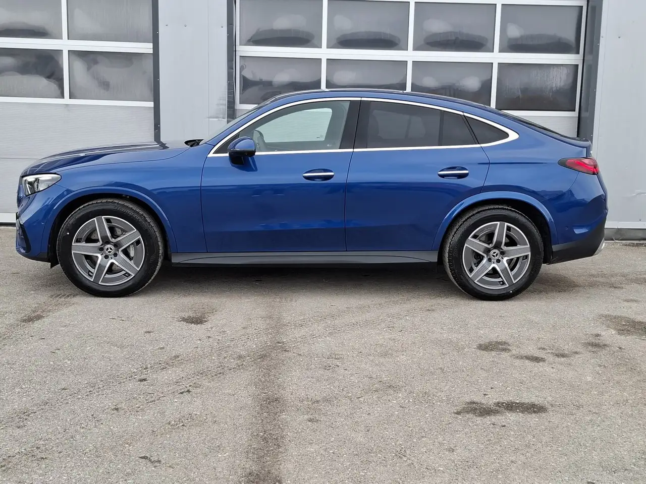 Mercedes-Benz GLC 300 4M AMG Prem/HuD/Winter/Keygo/360°/Sound/ — Galería del vehículo 3