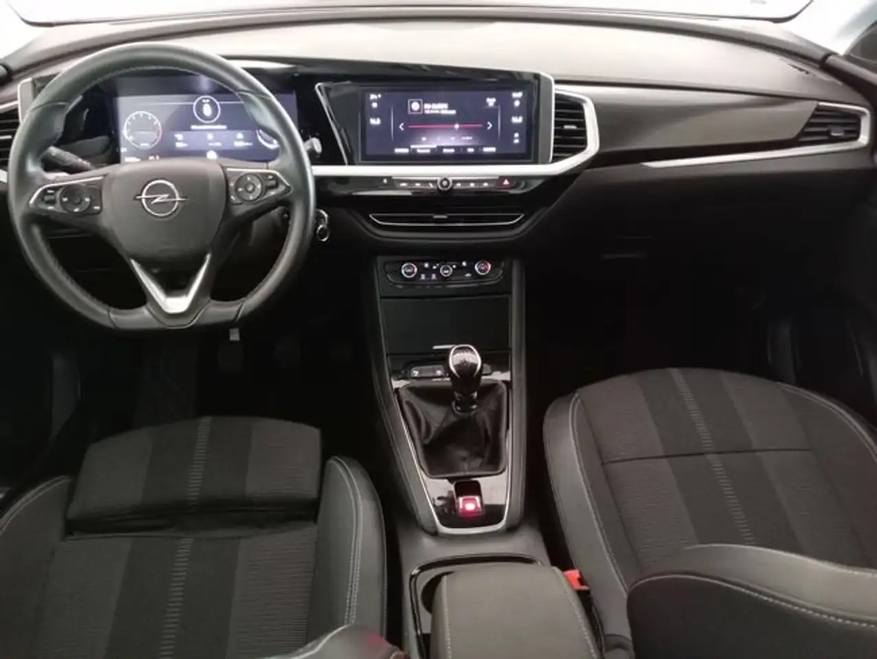 Opel Grandland 1.2T XHT MT6 S/S GS — معرض صور السيارة 8