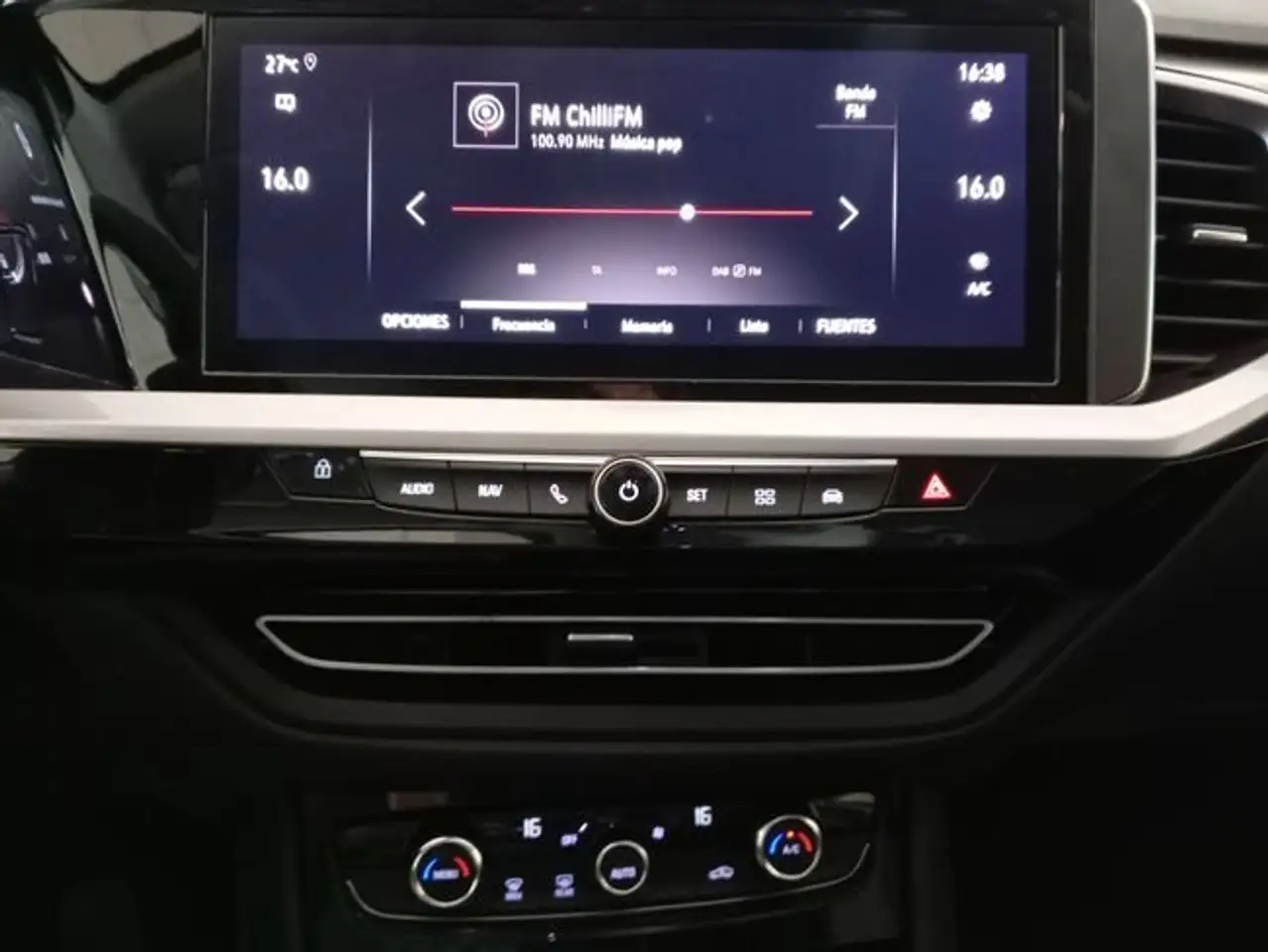 Opel Grandland 1.2T XHT MT6 S/S GS — معرض صور السيارة 16