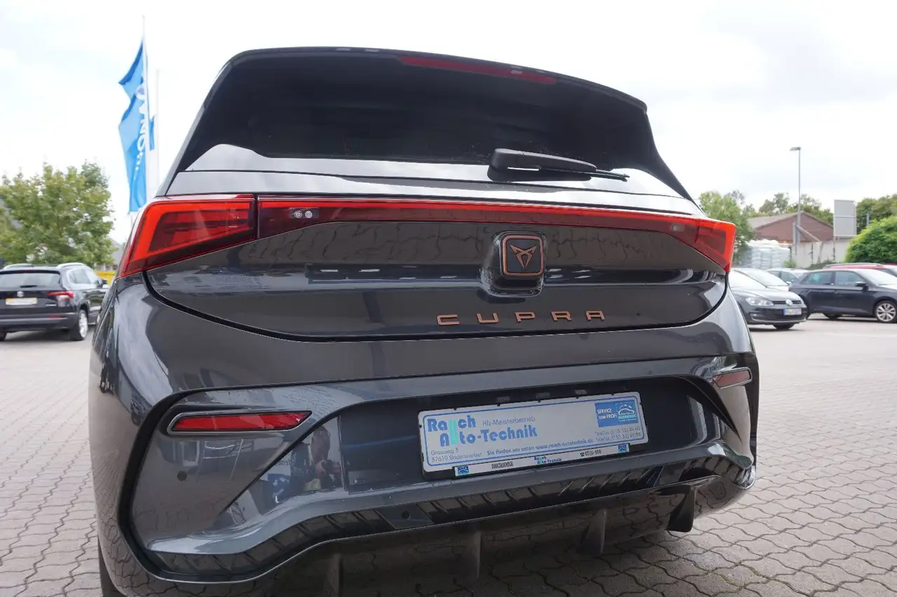 CUPRA Born 150 kW — Galería del vehículo 4