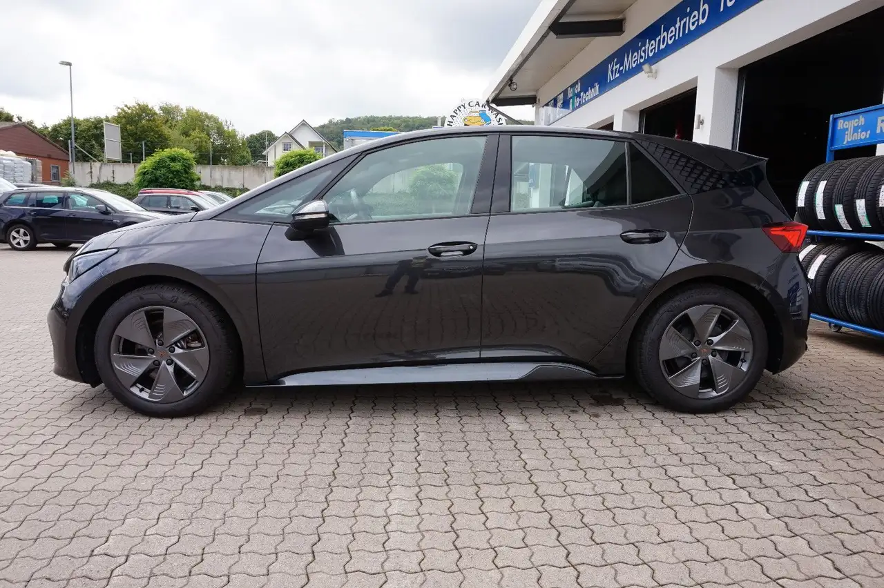 CUPRA Born 150 kW — Galería del vehículo 2