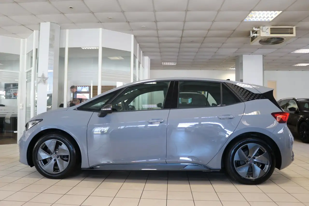 CUPRA Born 150 kW Lane Assistent Virtual STHZ LED PDC — Galería del vehículo 7
