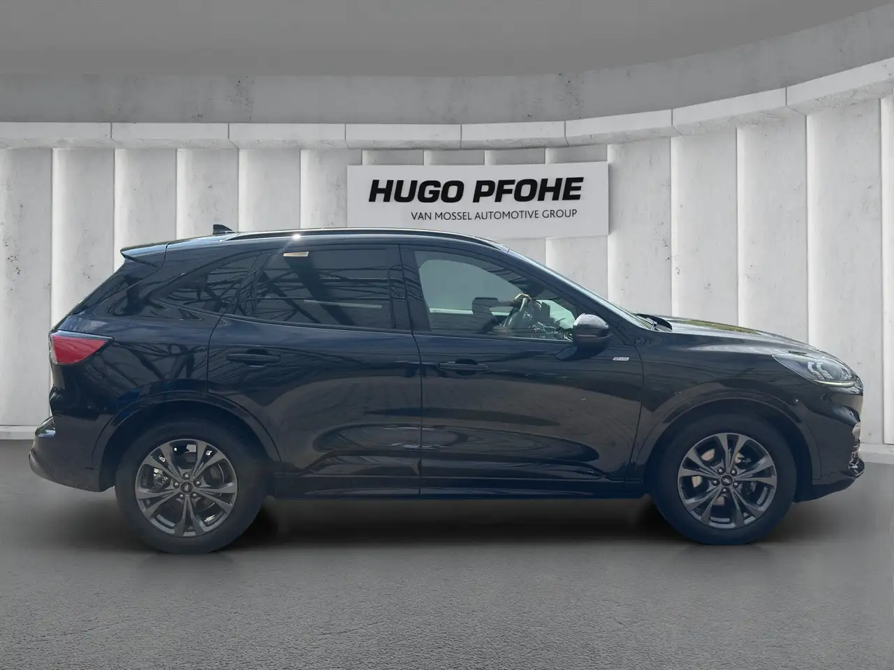 Ford Kuga ST-Line X*PANO*AHK*KAM*ACC*NAVI*SOUND-SYS. — معرض صور السيارة 6