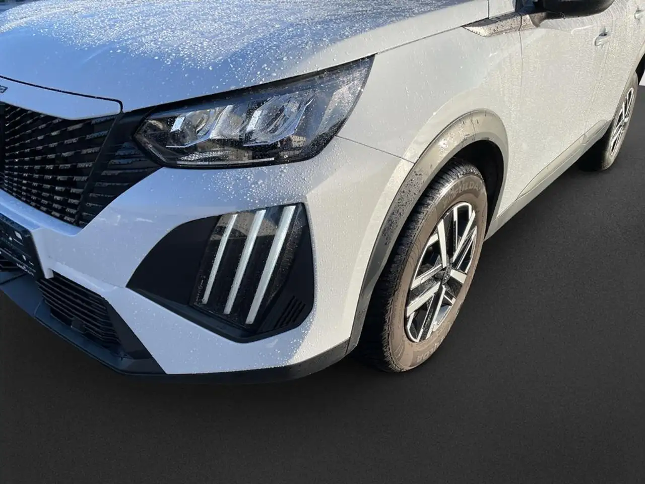 Peugeot 2008 Neuer 2008 Active Pu — Vehicle gallery 9