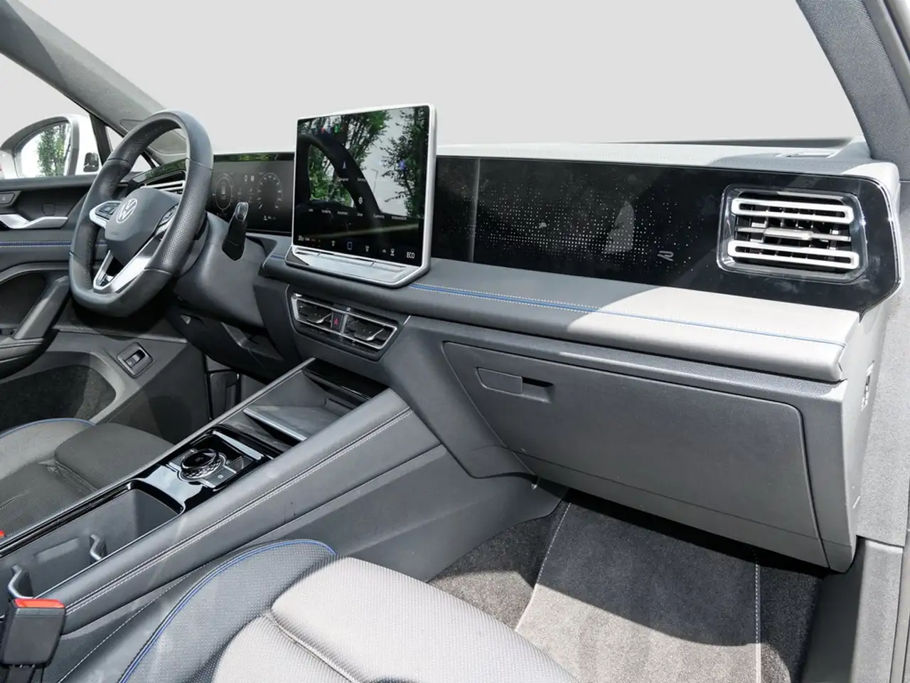 Volkswagen Tiguan 1.5 TSI eHybrid R-Line *PANO*ACC*DCC*LEDER*MATRIX* — Galería del vehículo 8