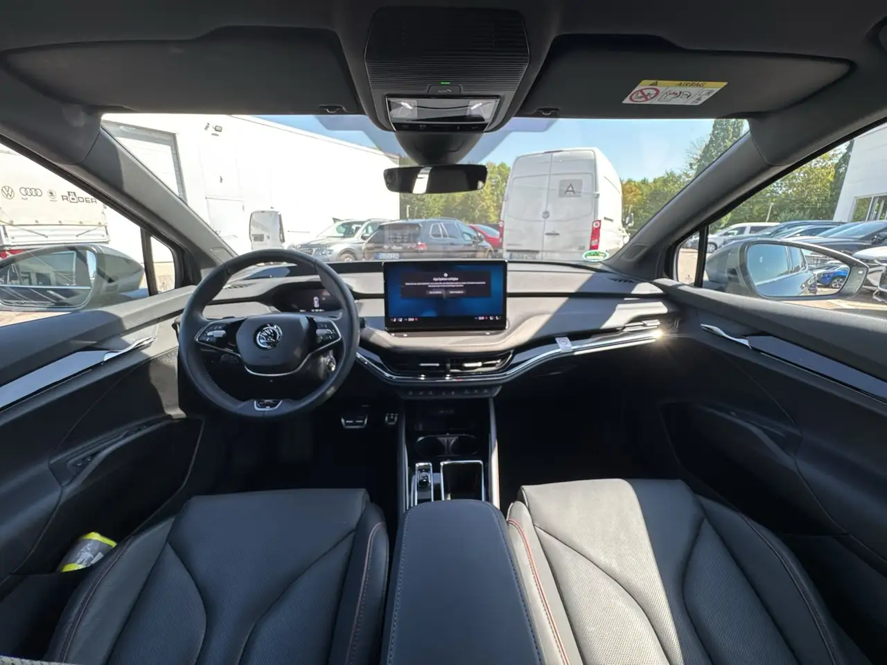 Skoda Enyaq 85 L&K Matrix-LED Canton Kamera Navi — Galería del vehículo 11