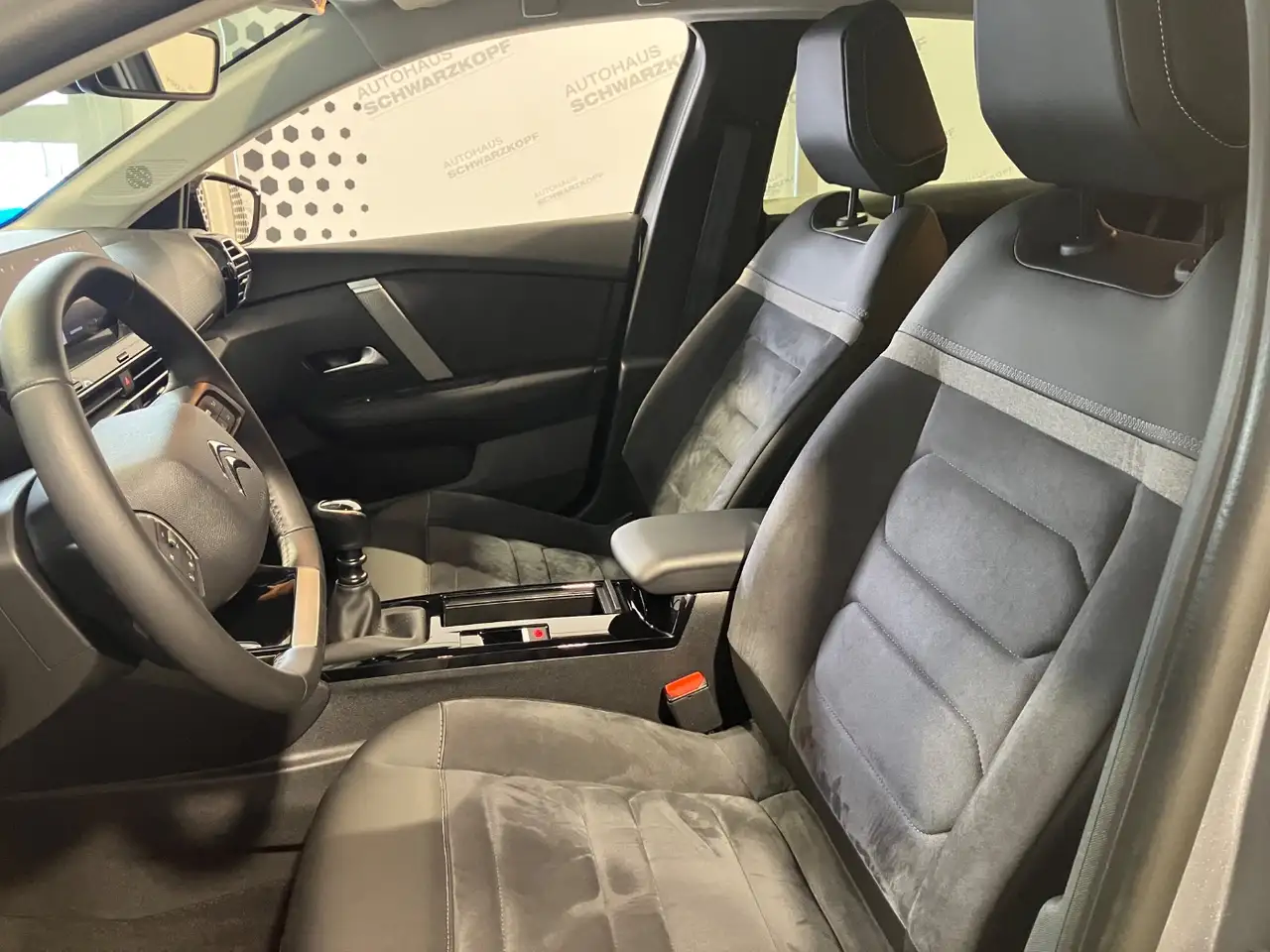 Citroen C4 18''Alu+Navi+Rückfahrkamera+Scheibenheizung — معرض صور السيارة 7