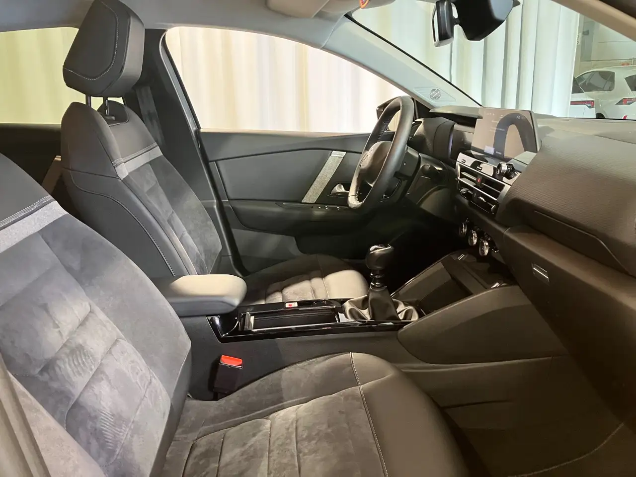 Citroen C4 18''Alu+Navi+Rückfahrkamera+Scheibenheizung — معرض صور السيارة 4