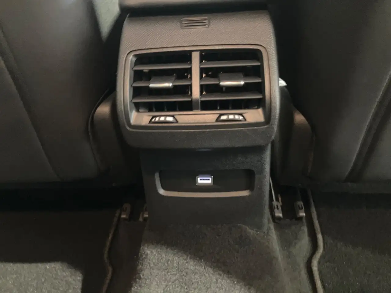 Citroen C4 18''Alu+Navi+Rückfahrkamera+Scheibenheizung — معرض صور السيارة 22