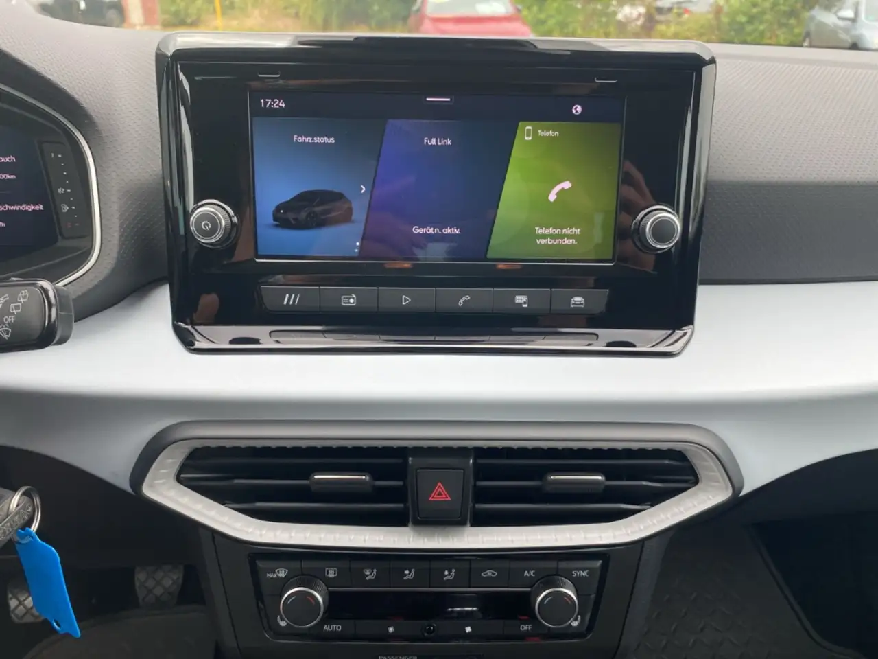 SEAT Ibiza STYLE EDITION 1.0 TSI Style Edition PDC+SHZ+KAMERA — Galerie du véhicule 18