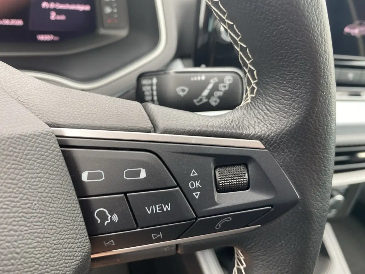 SEAT Ibiza STYLE EDITION 1.0 TSI Style Edition PDC+SHZ+KAMERA — Galerie du véhicule 23