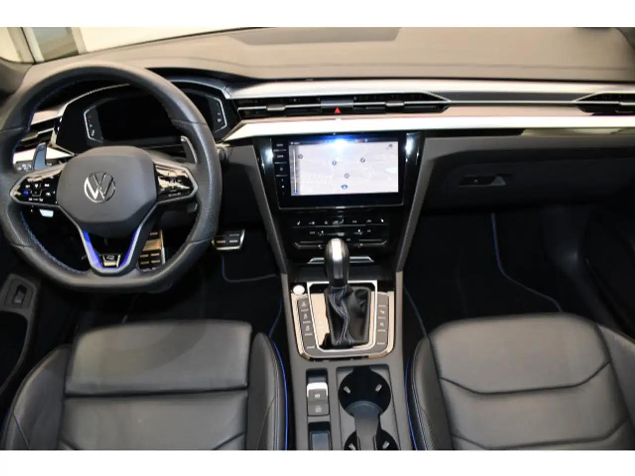 Volkswagen Arteon 2.0 TSI OPF 4Motion DSG R — Vehicle gallery 3