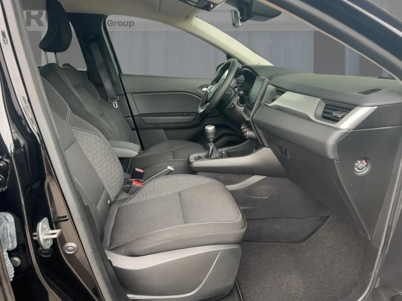 Renault Captur EVOLUTION TCe 140 — Galería del vehículo 8