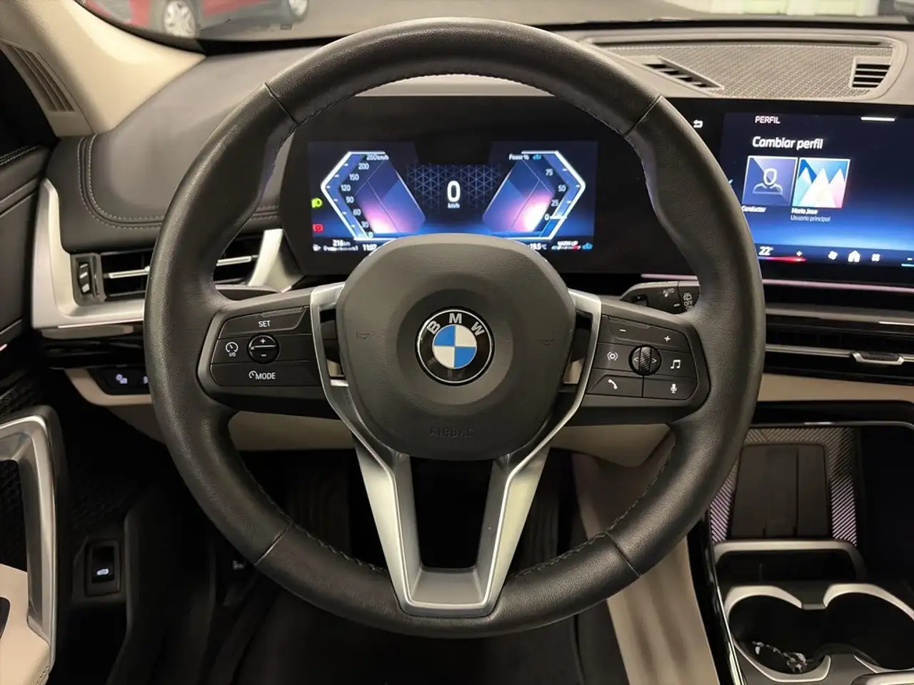 BMW X1 sDrive 20iA — معرض صور السيارة 14