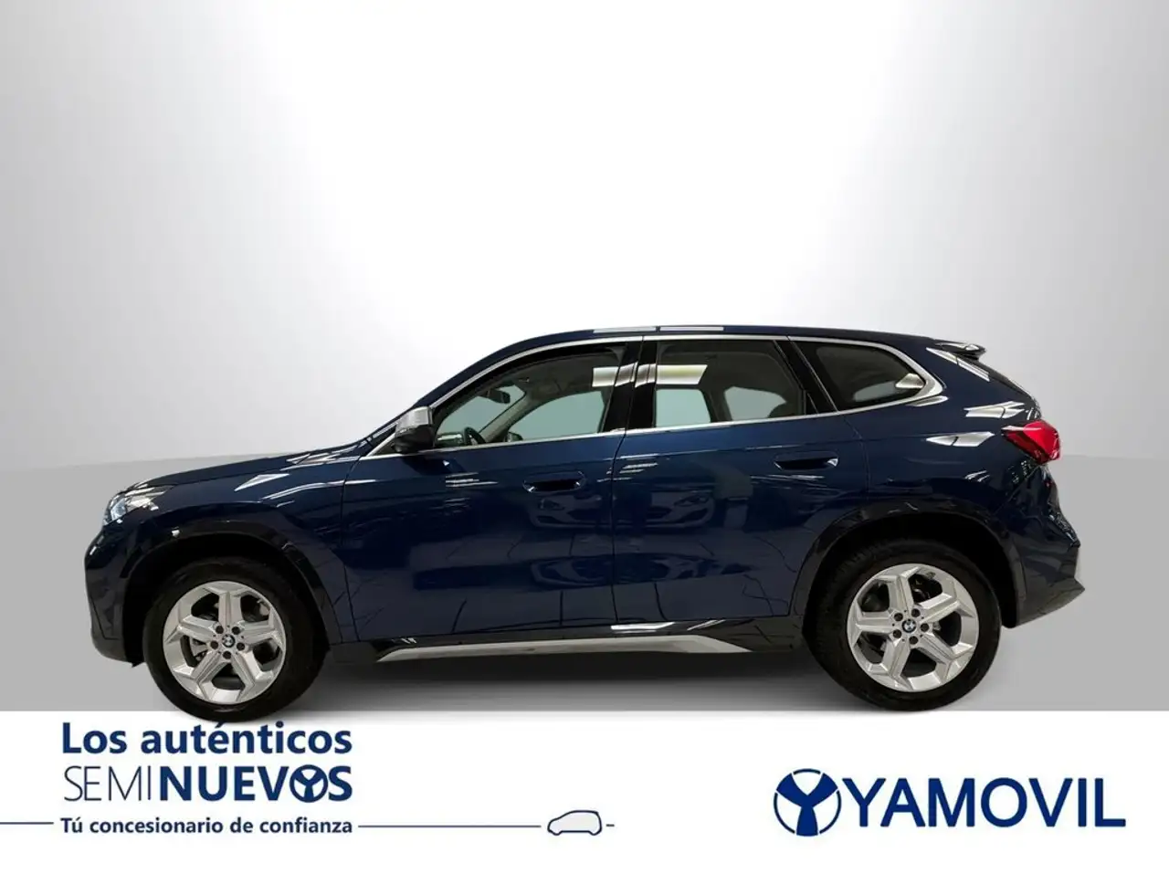 BMW X1 sDrive 20iA — معرض صور السيارة 4
