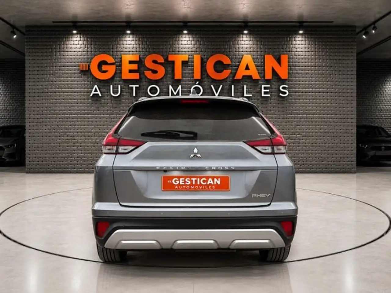 Mitsubishi Eclipse Cross PHEV Kaiteki 4WD — Vehicle gallery 5
