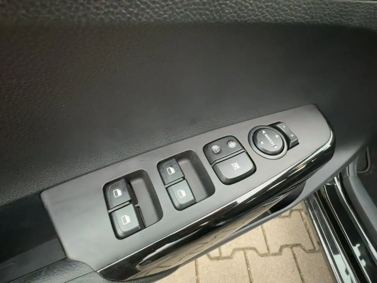 Kia Picanto 1.0 Vision Automatik+Navi+Kamera+SHZ — Vehicle gallery 16