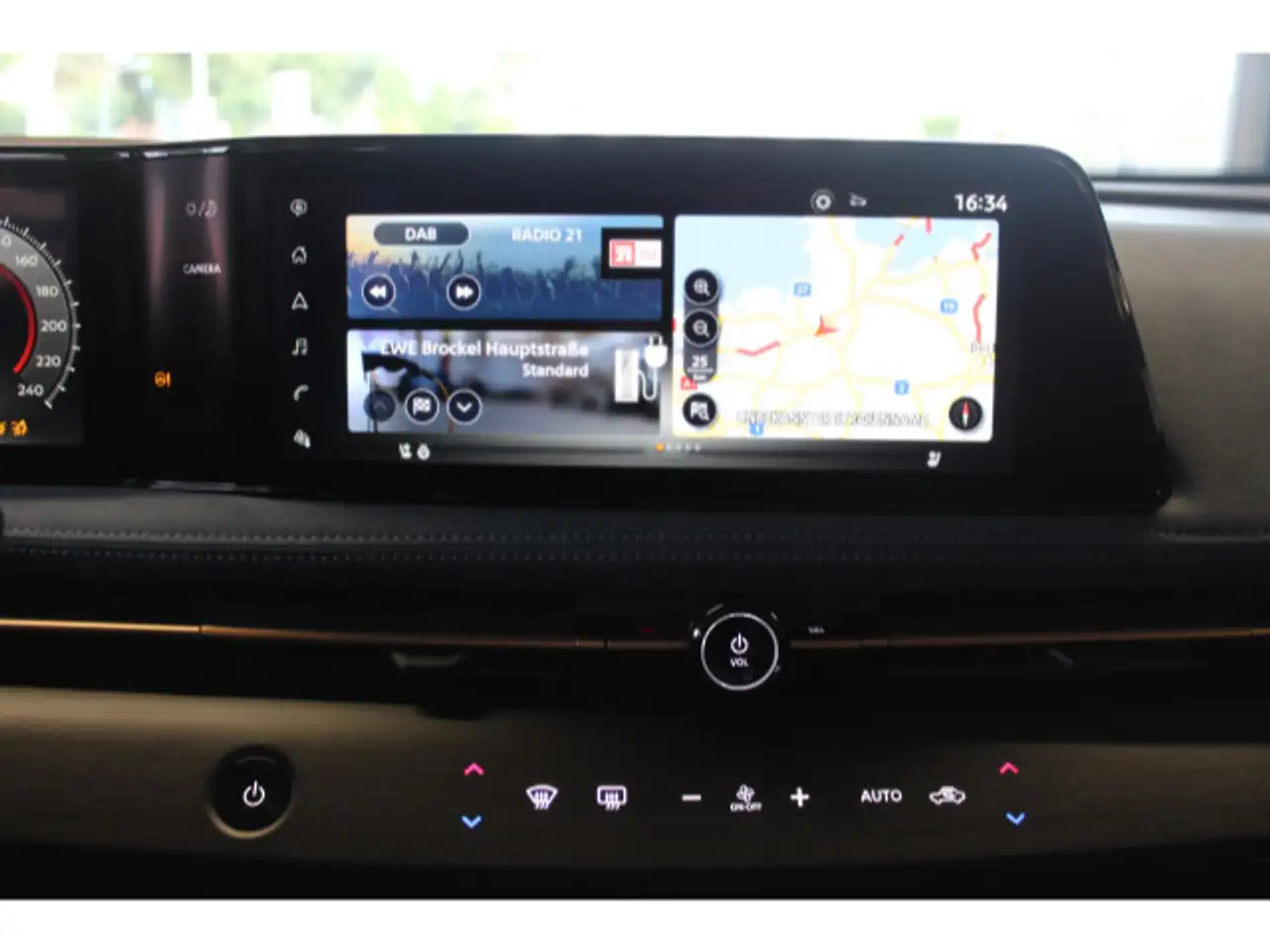 Nissan Ariya e-4ORCE 87 kWh Evolve+ Pack 20 Zoll — Vehicle gallery 9